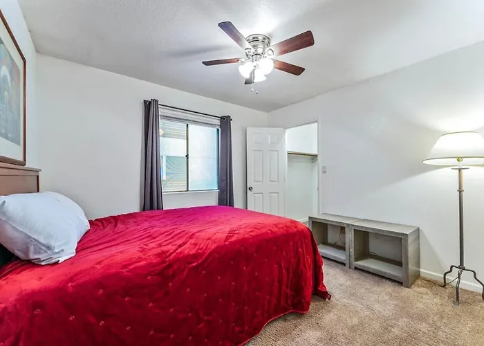 21- Modern Casa Grande Paradise Heated Pool Condo